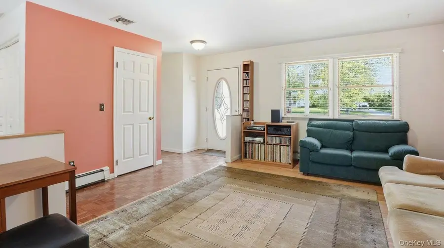 63 Crystal Drive, Aquebogue, NY 11931 - #2