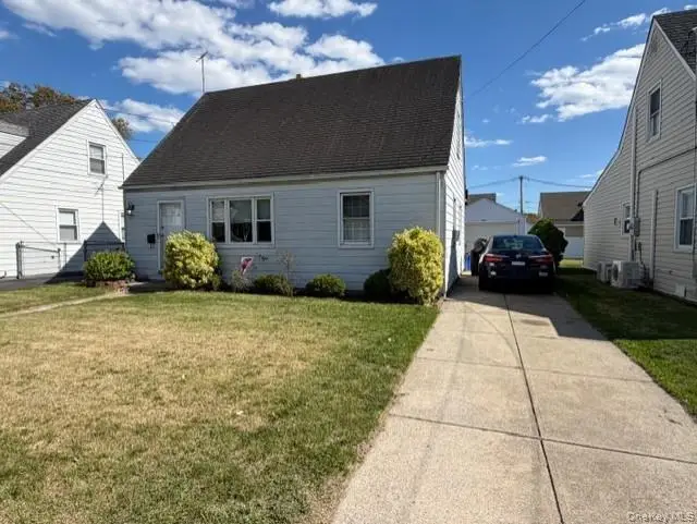 10 Ivy Place, Valley Stream, NY 11581 - #2