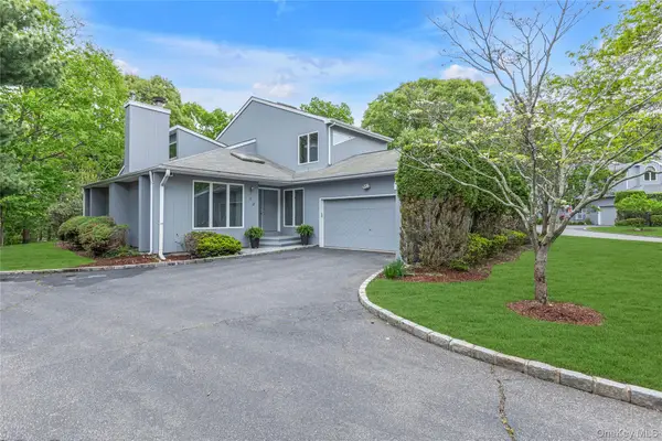 6 Gerriet Court, Northport, NY 11768