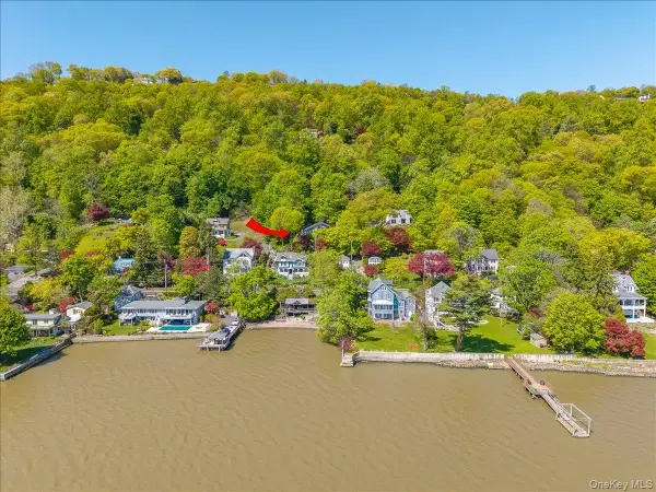 181 River Road, Nyack, NY 10960