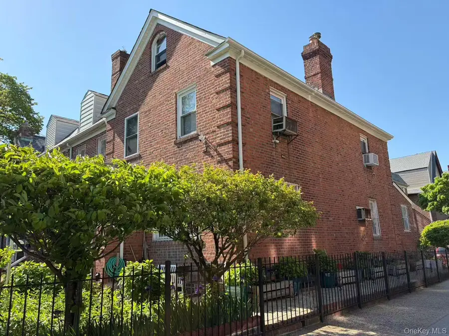 71-09 34th Avenue, Jackson Heights, NY 11372 - #3