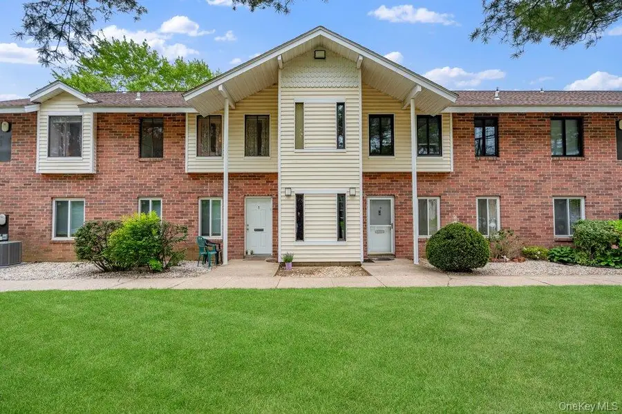 2 Idaho Court #2, Coram, NY 11727 - #2