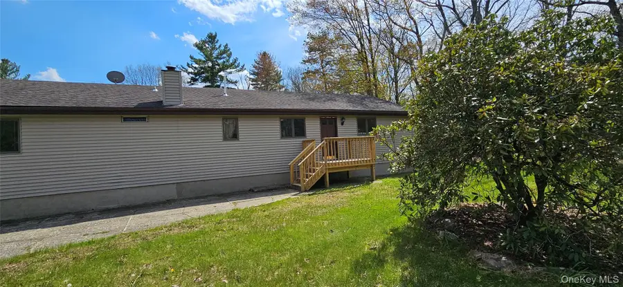 87 W Peenpack Trail, Deerpark, NY 12780 - #2