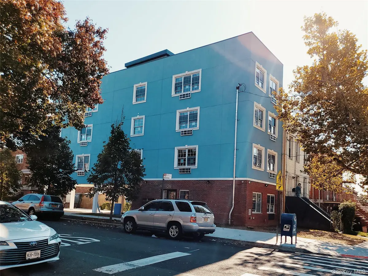 3550 Laconia Avenue, Bronx, NY 10469 - #1