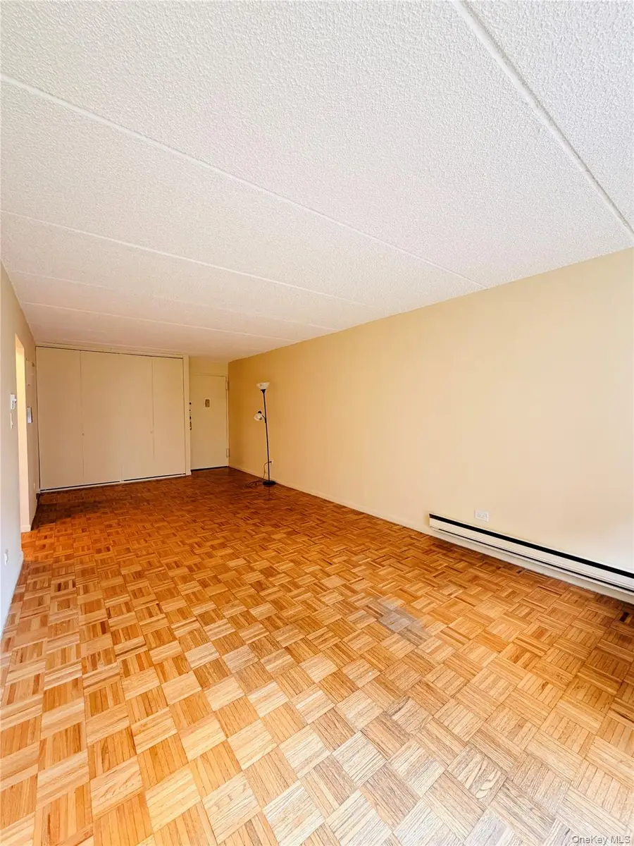 136-35 Maple Avenue #4E, Flushing, NY 11355 - #3