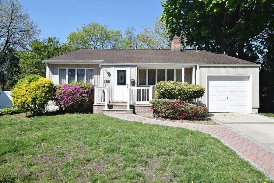 10 Tacoma Lane, Syosset, NY 11791 - #2