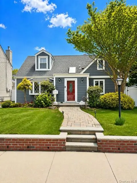3315 2nd Street, Oceanside, NY 11572