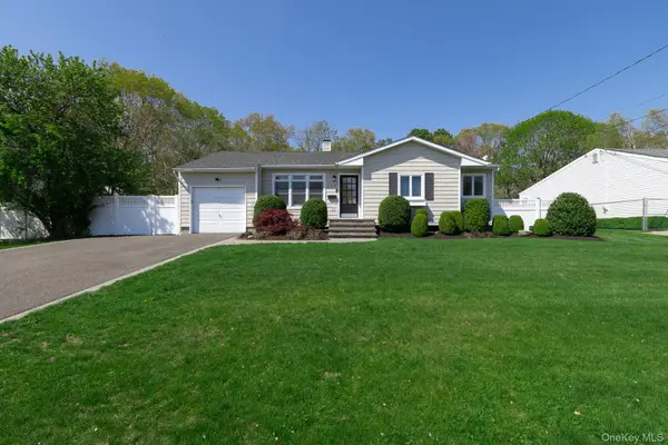 149 Barton Lane, Bayport, NY 11705