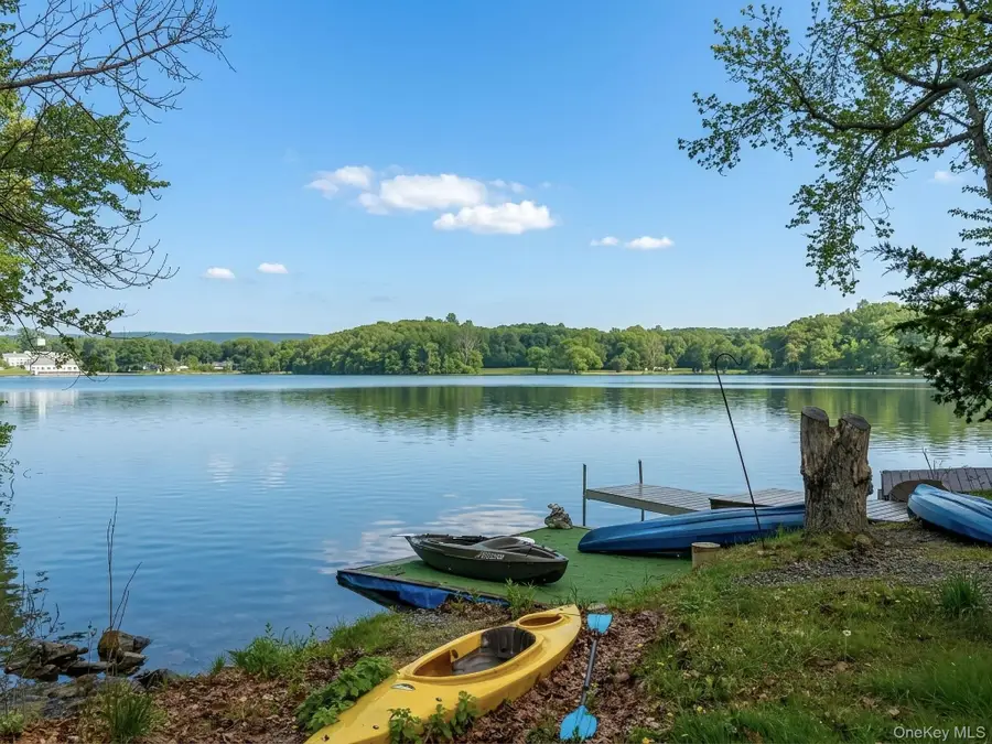 9 Easy Street, Hopewell Junction, NY 12533 - #3