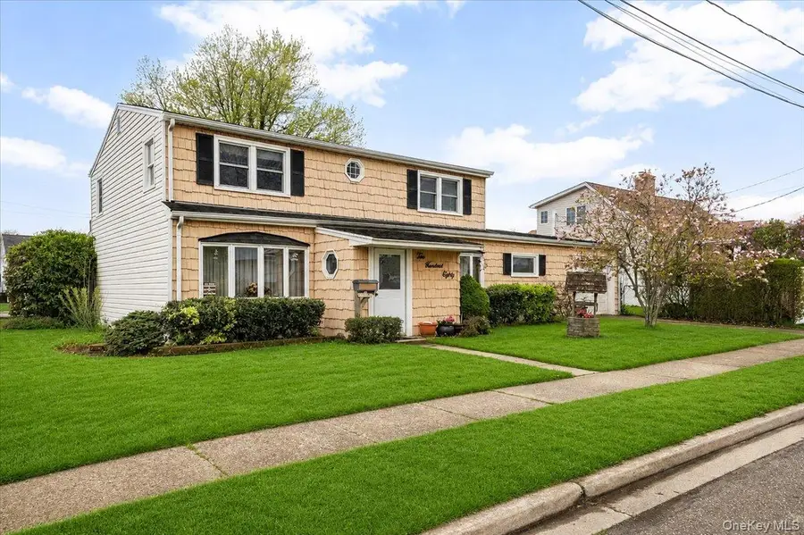280 Division Avenue, Massapequa, NY 11758 - #2