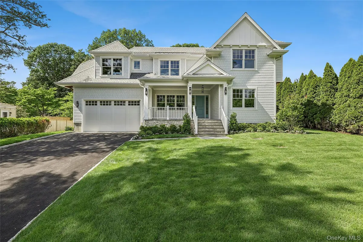 8 Club Road, Sea Cliff, NY 11579 - #1