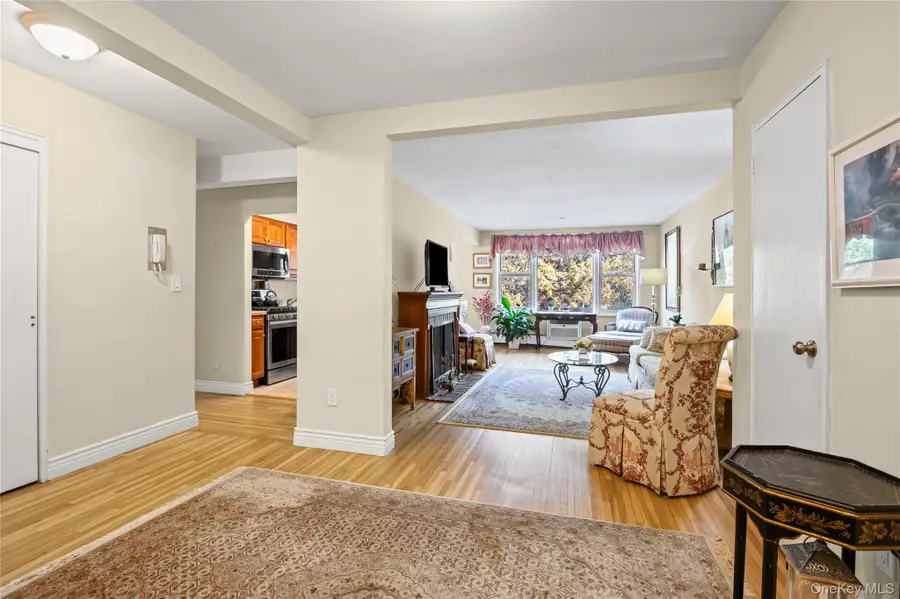 120 Morris Avenue #B5, Rockville Centre, NY 11570 - #3