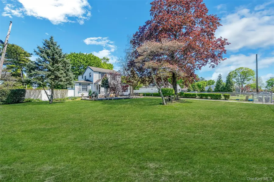 37 Grant Avenue, Brentwood, NY 11717 - #3