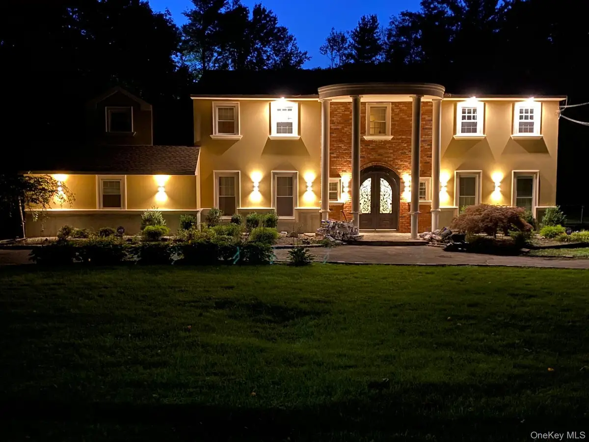 626 Caledonia Road, Dix Hills, NY 11746 - #1