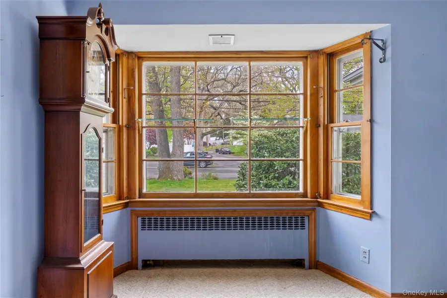 8 Birch Drive, South Huntington, NY 11746 - #2