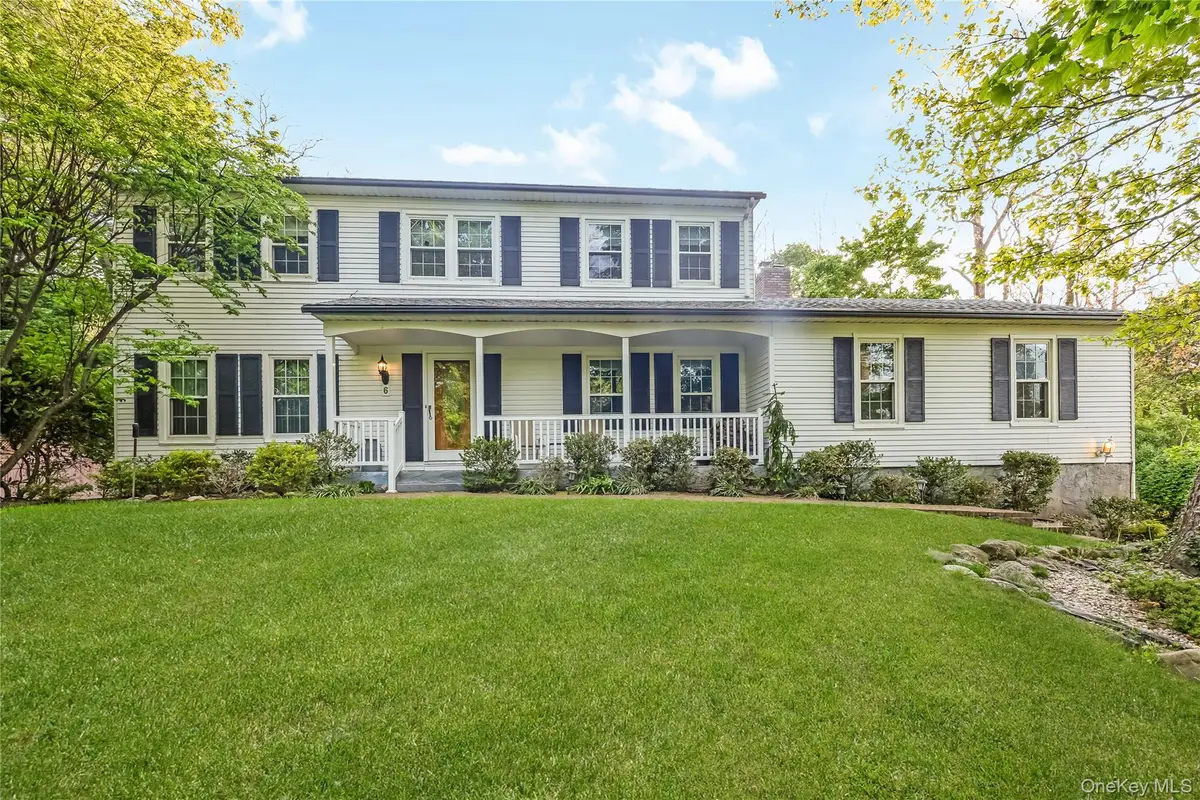 6 Green Knoll Court, Northport, NY 11768 - #1