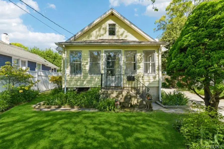 135 Winding Street, Huntington Station, NY 11746 - #1