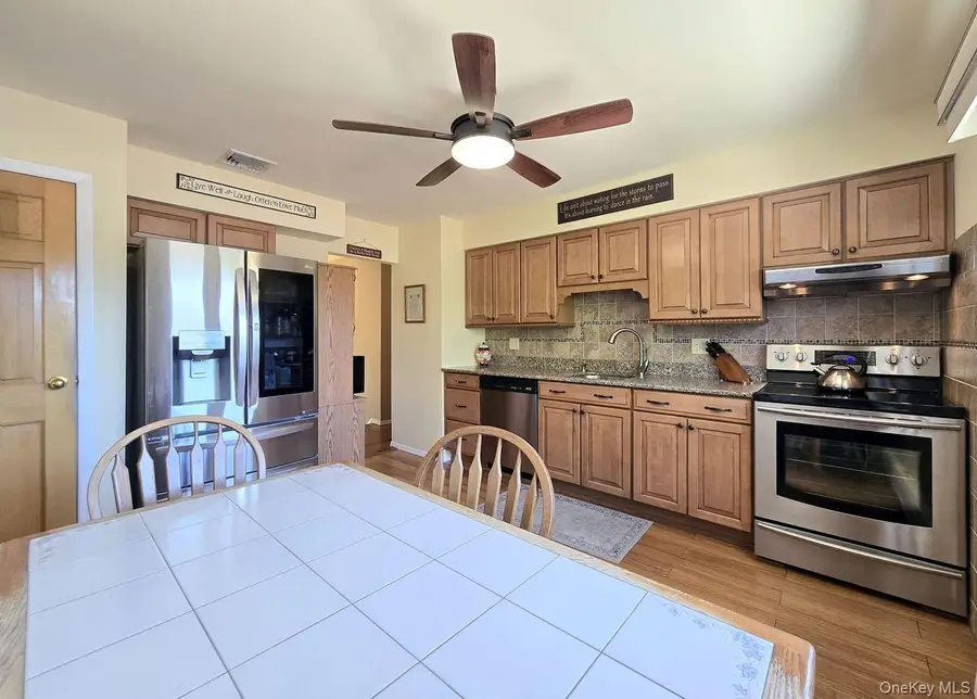76 Webster Avenue, Ronkonkoma, NY 11779 - #3