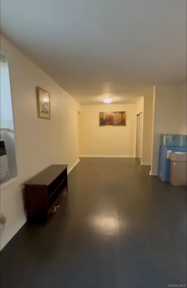 2710 Parsons Boulevard #2F, Flushing, NY 11354