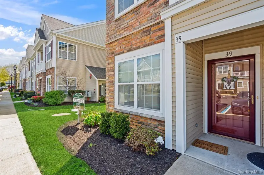 39 Southampton Drive, Massapequa, NY 11758 - #2