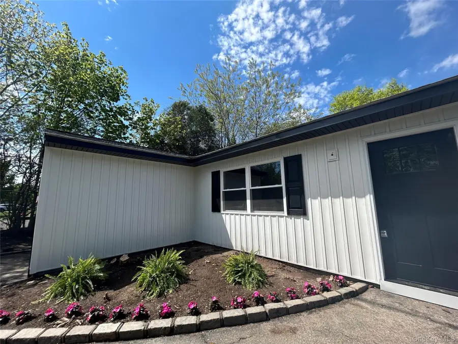 34 Michael Avenue, Bellport, NY 11713 - #2