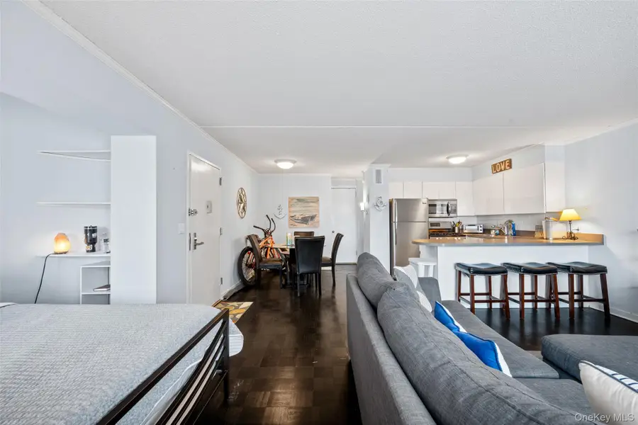 170 W Broadway #4I, Long Beach, NY 11561 - #3