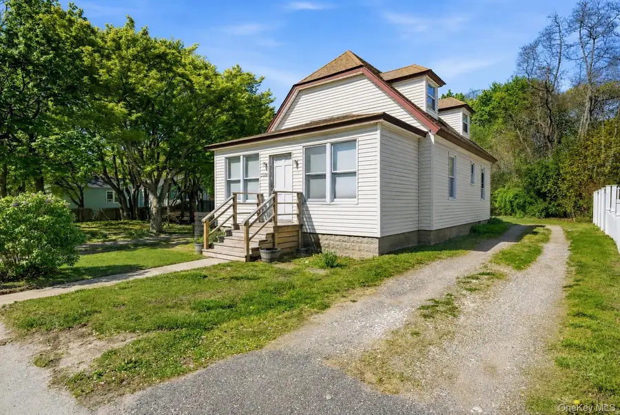 2284 Ocean Avenue, Ronkonkoma, NY 11779 - #2
