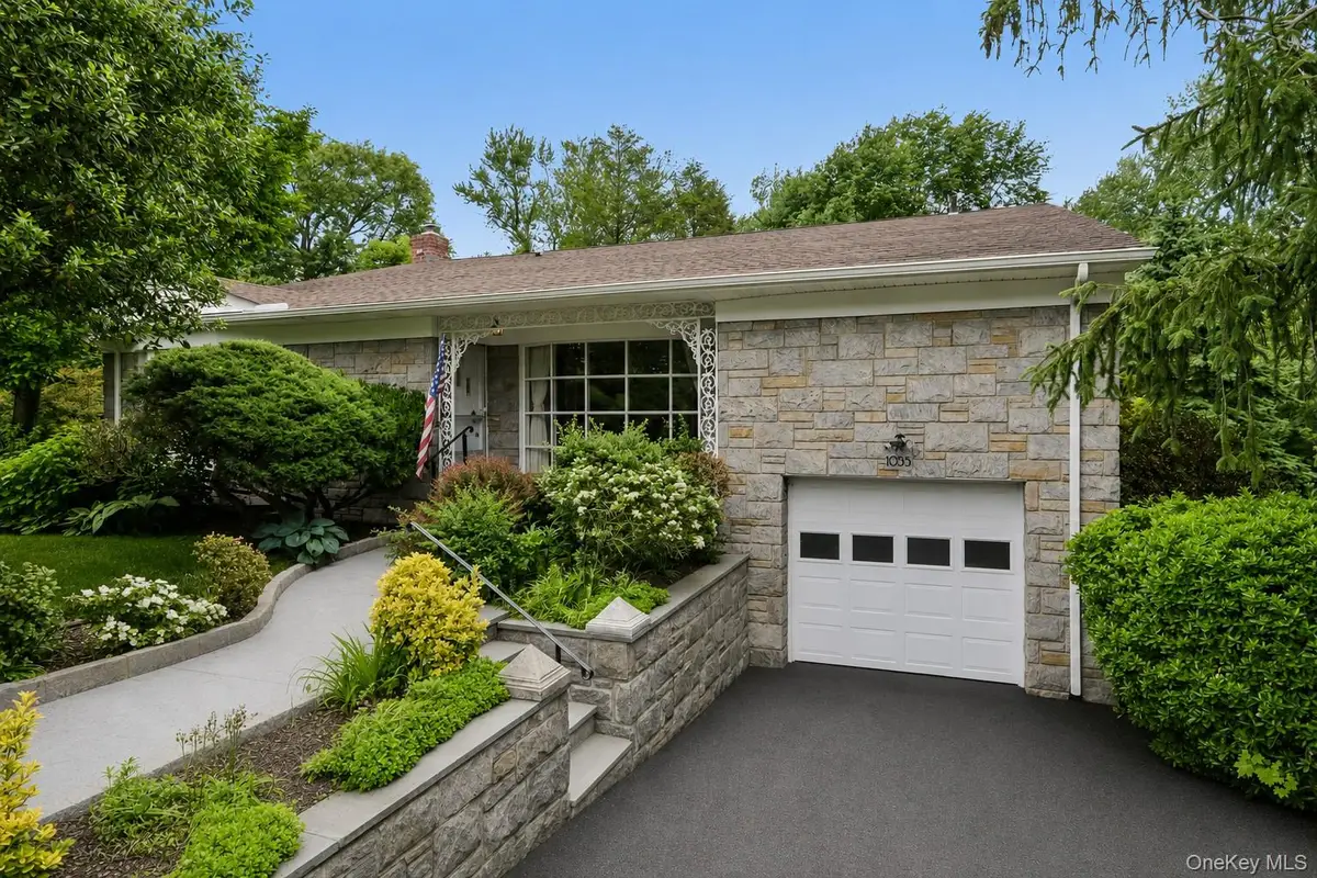1055 Mamaroneck Avenue, White Plains, NY 10605 - #1