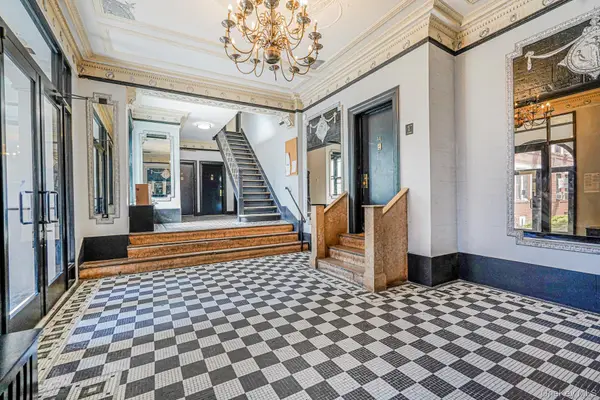 79 O Avenue #B2, Brooklyn, NY 11204