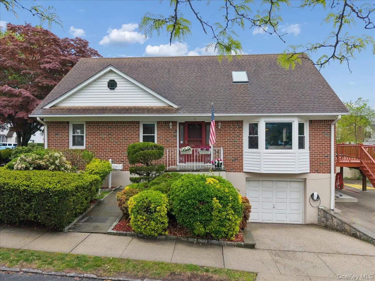 1 Allen Place, Bronxville, NY 10708 - #1