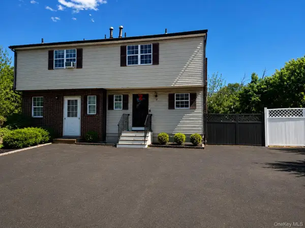 12 Lynn Street, Nanuet, NY 10954