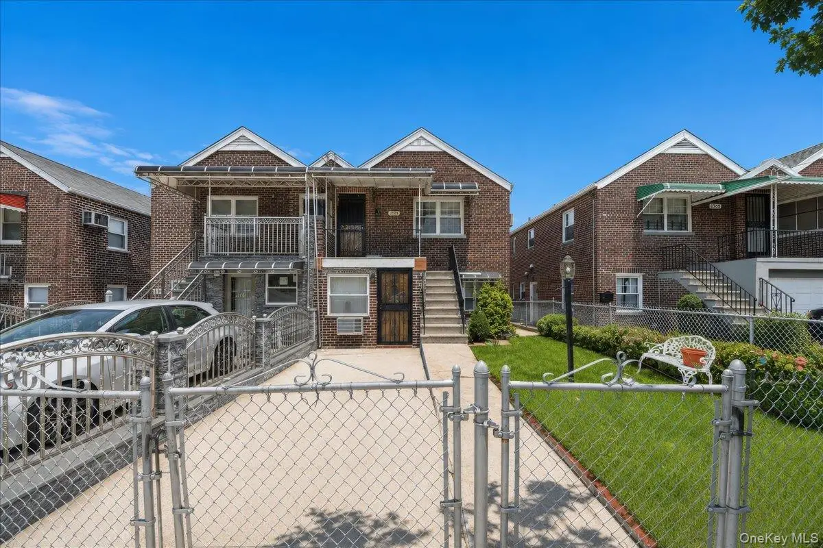 2563 Laconia Avenue, Bronx, NY 10469 - #1