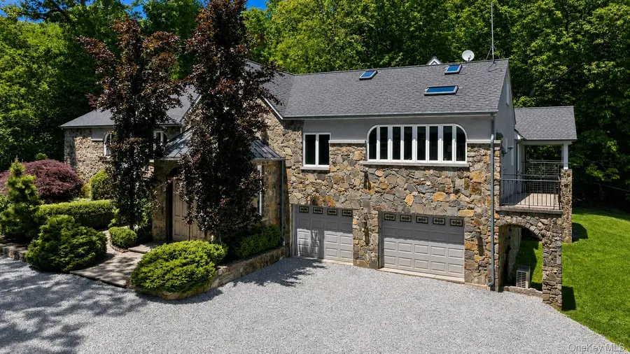 481 Mount Airy Road E, Cortlandt, NY 10520 - #3