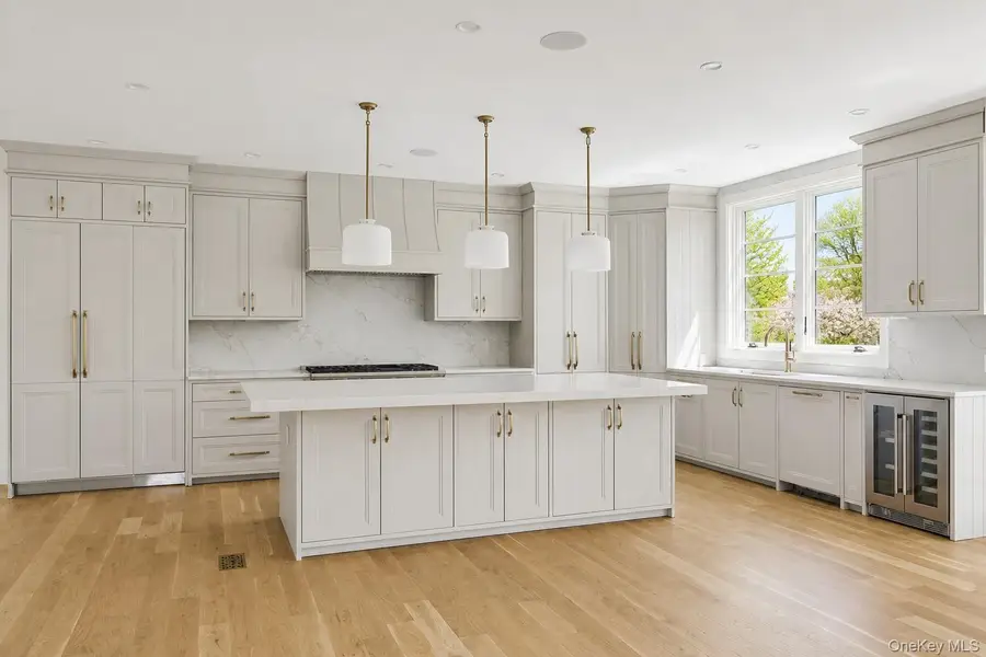 14 Ridge Road, Southampton, NY 11968 - #3