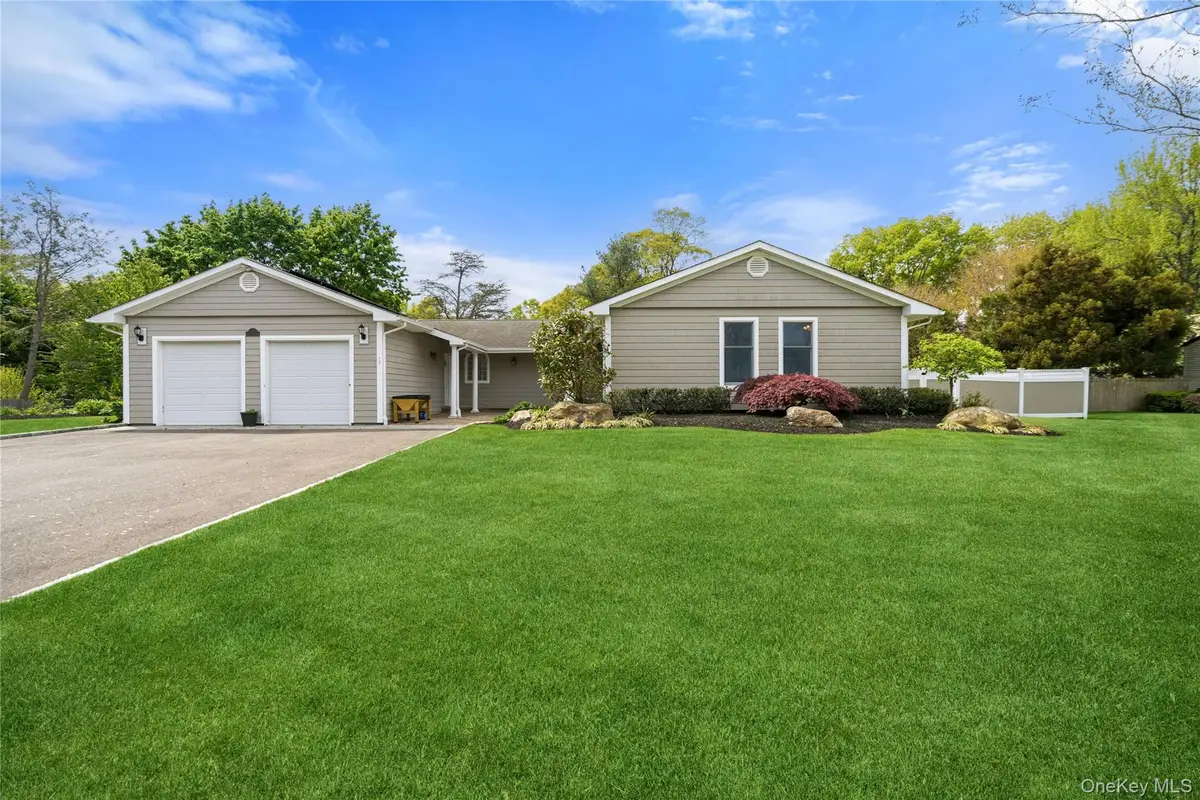 12 Buccaneer Lane, East Setauket, NY 11733 - #1