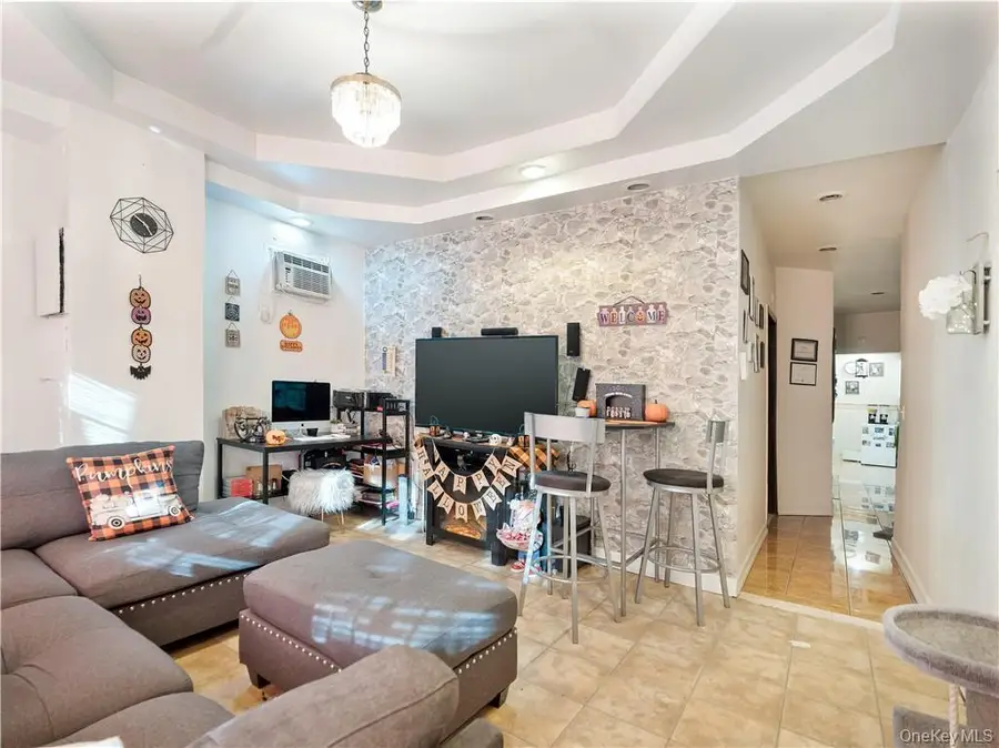 1392 Commonwealth Avenue, Bronx, NY 10472 - #3
