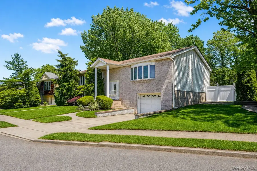 29 S Drum Street, Staten Island, NY 10309 - #2