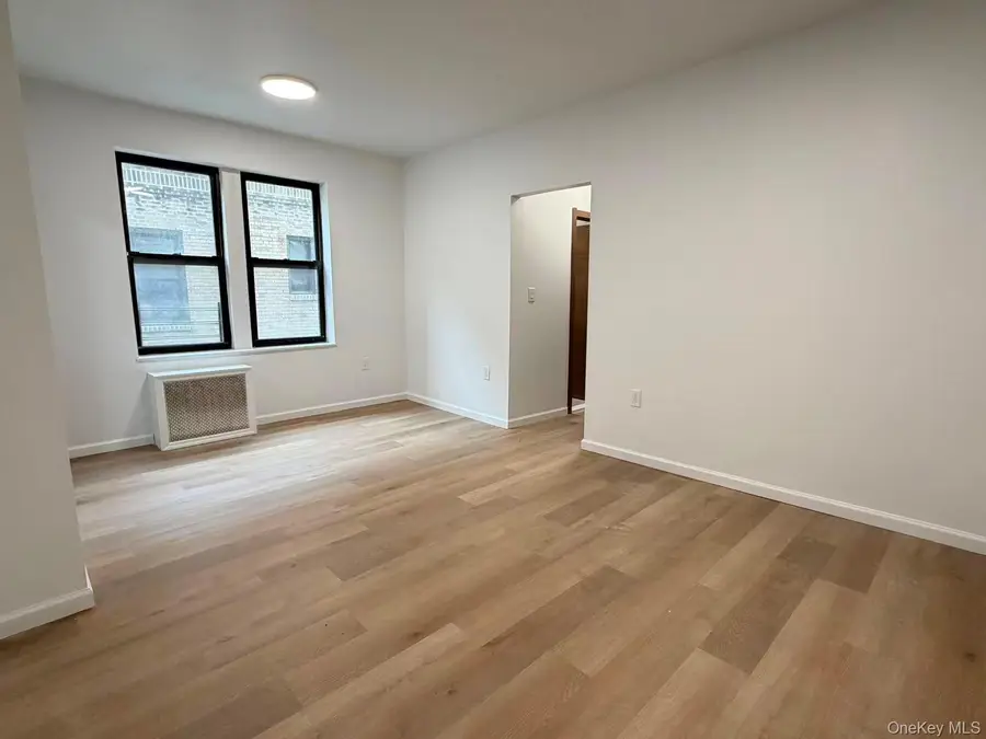 14246 Sanford Ave, 5F Sanford, Flushing, NY 11355 - #2