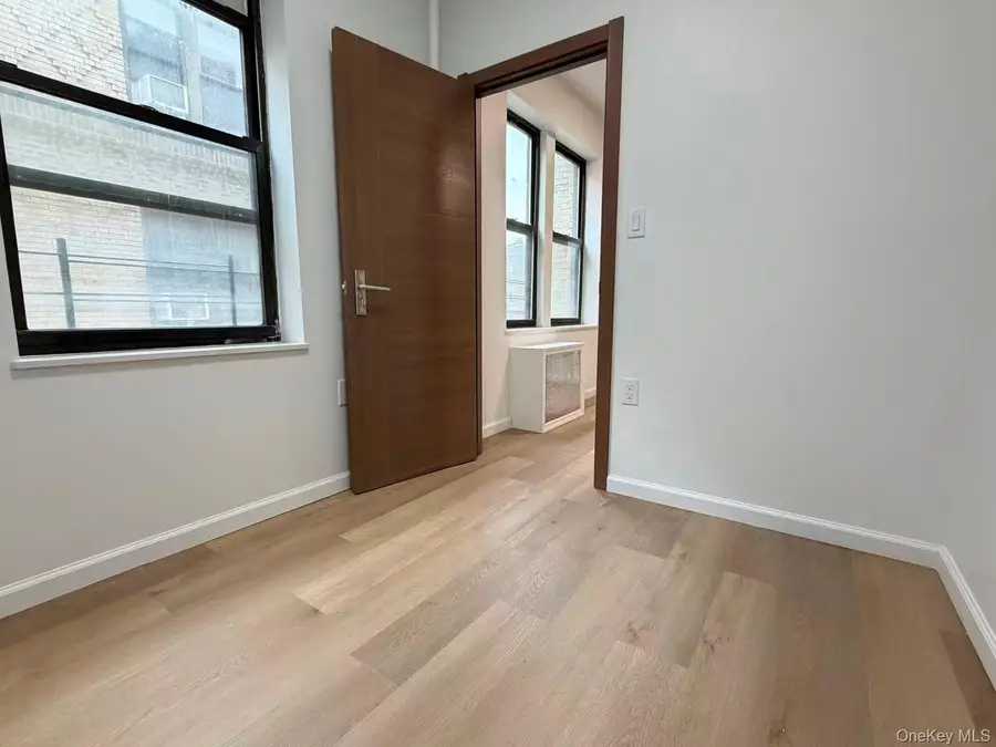 14246 Sanford Ave, 5F Sanford, Flushing, NY 11355 - #3
