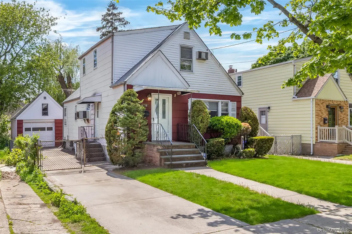 24 Spring Garden Street, Valley Stream, NY 11580 - #1