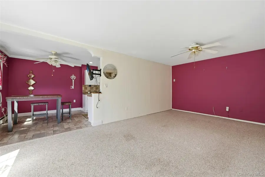 263 N Newbridge Road #1C, Levittown, NY 11756 - #3