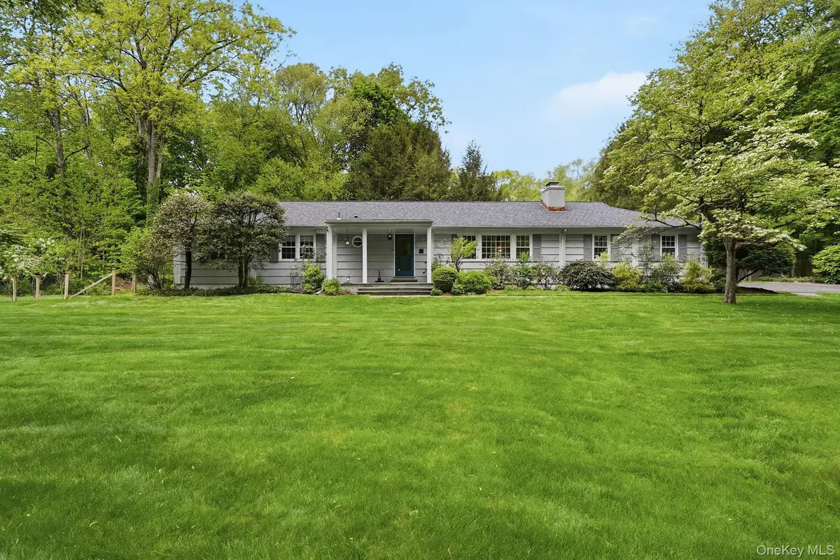 4 Loop Road, Bedford, NY 10506 - #1