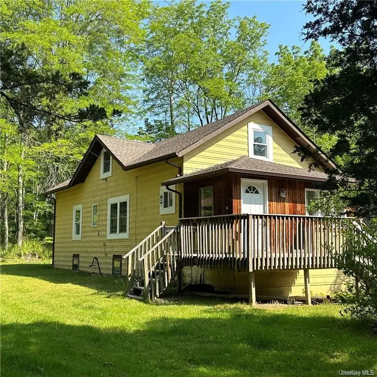 208 Glenmere Road, Chester, NY 10918 - #1