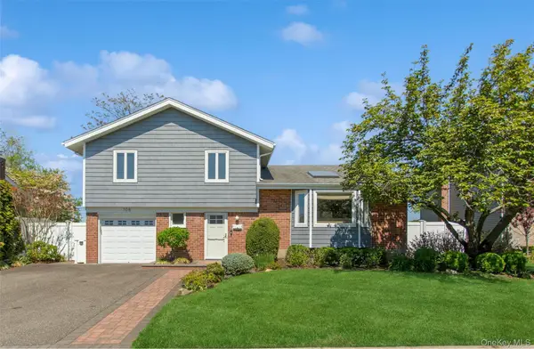 108 Wayne Street, Jericho, NY 11753