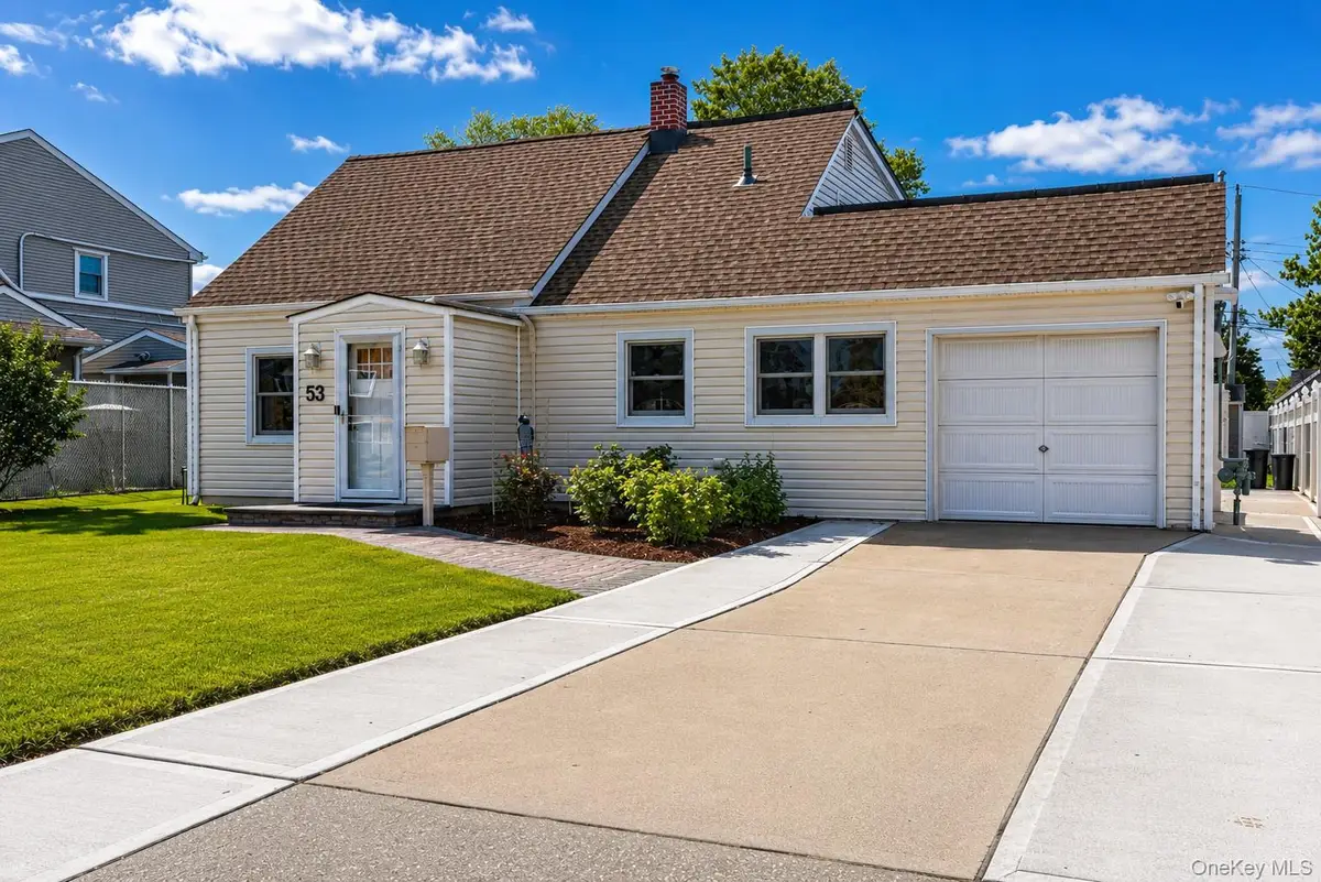 53 James Lane, Levittown, NY 11756 - #1