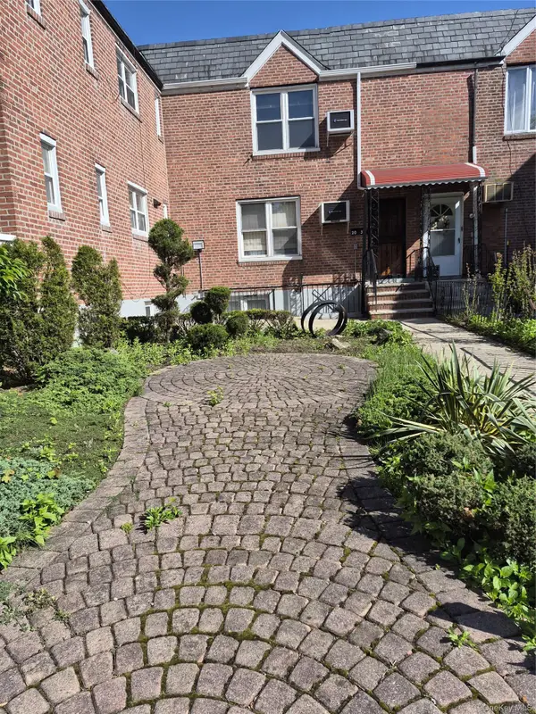 2031 21st Street, Astoria, NY 11105