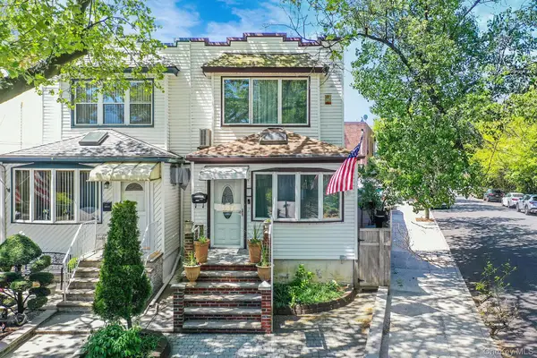 6908 69th Place, Glendale, NY 11385