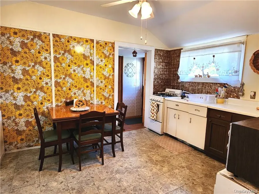 74 E Thompson Place, Smallwood, NY 12778 - #3