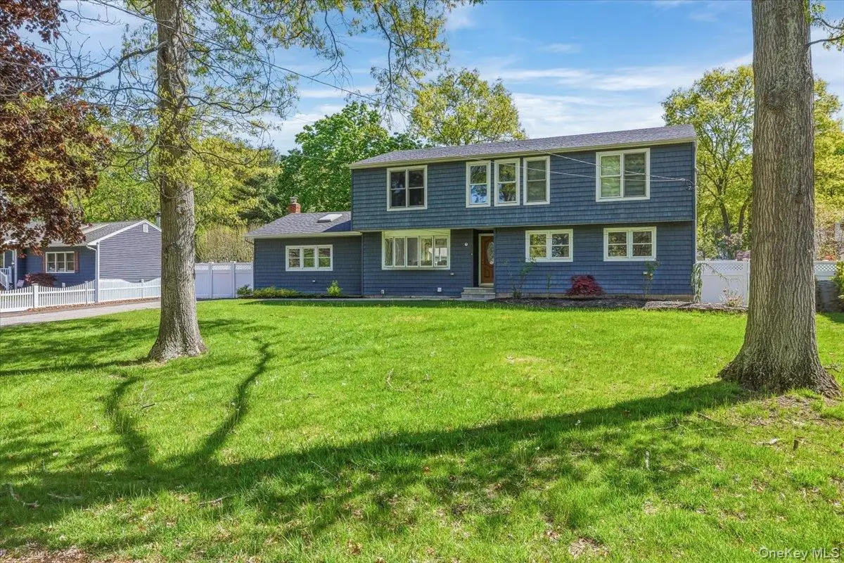 1189 Terry Road, Ronkonkoma, NY 11779 - #1