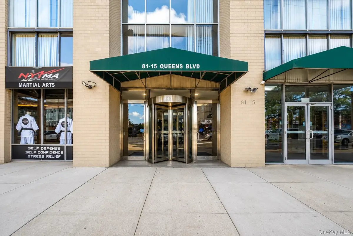 81-15 Queens boulevard 7c, Elmhurst, NY 11373 - #1